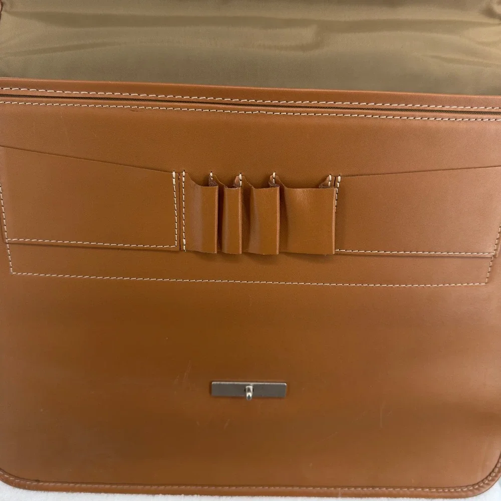 Hartmann tan leather